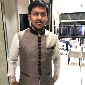 Meet your Posher, Rajeev reddy